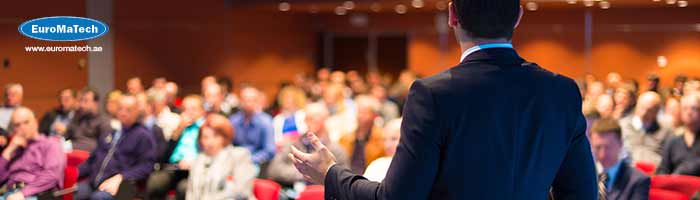 فن الخطابة العامة والسرد القصصي الاستراتيجي للقادة